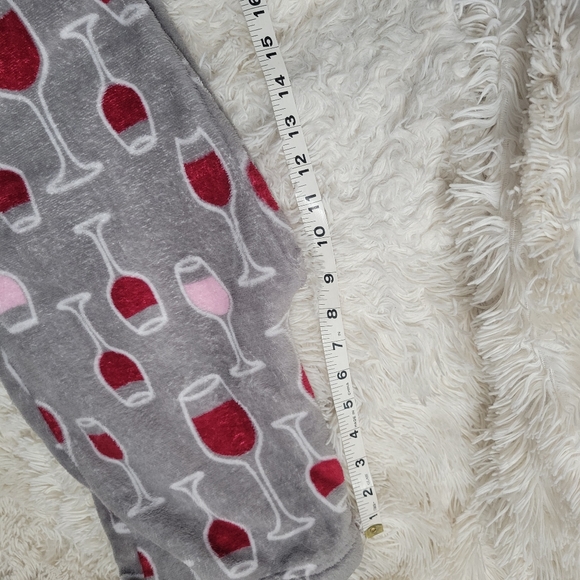 Pj Couture Plush wine glass pajama bottoms - Picture 5 of 6